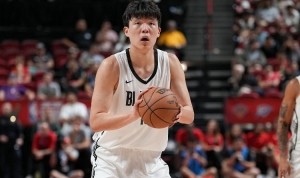 拓记：从姚明到阿联中国球员在NBA都很谦逊 但杨瀚森显得非常自信